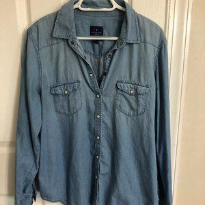 Light Weight Jean Button Down